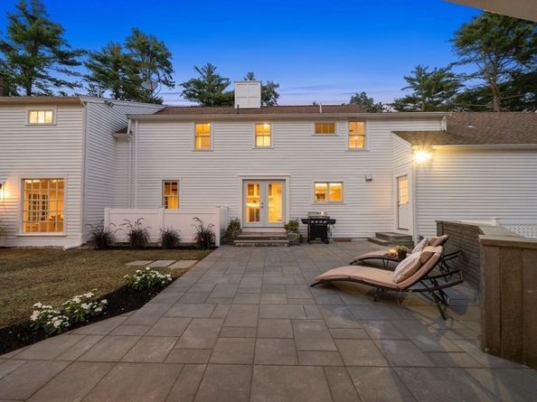 124 Evergreen St., Duxbury MA 02332