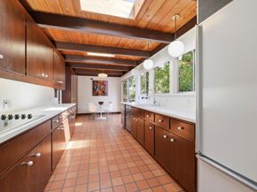 410 Conil Way, Portola Valley CA 94028