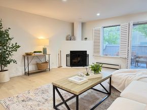 165 Okeefe Street 11, Menlo Park CA 94025