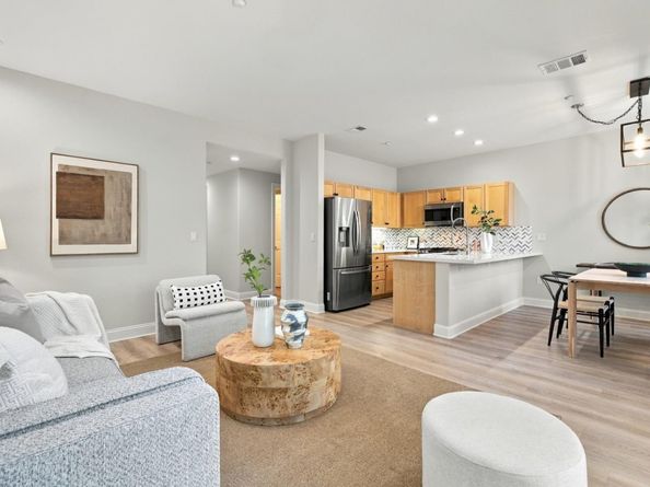 1913 Vida Court, Mountain View CA 94043