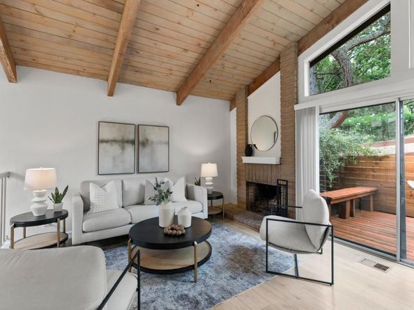 22990 Cricket Hill Road, Cupertino CA 95014