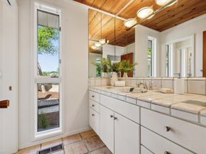 12675 La Cresta Drive, Los Altos Hills CA 94022