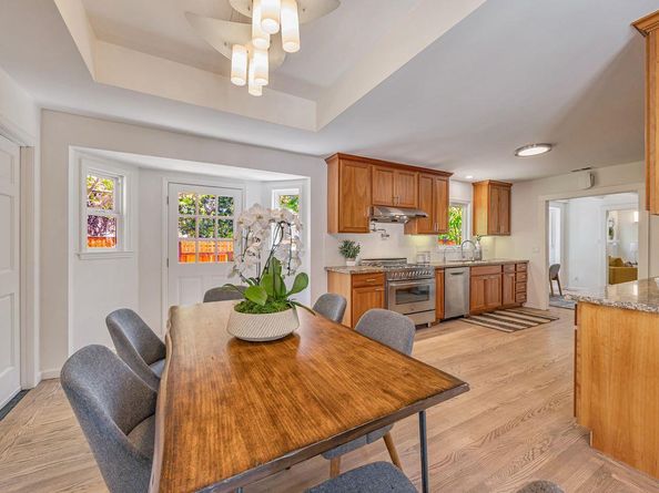371 Jeter Street, Redwood City CA 94062