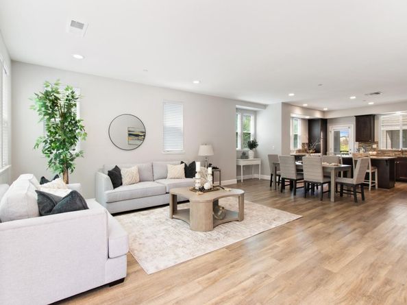 905 Tierney Place, Martinez CA 94553