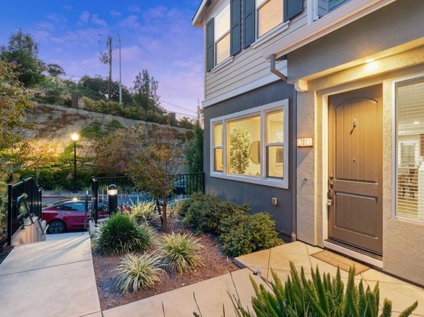 905 Tierney Place, Martinez CA 94553