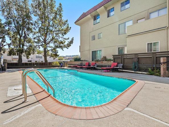 35 28th Avenue 106B, San Mateo CA 94403