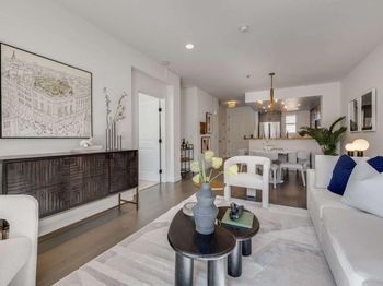 401 Crescent Court