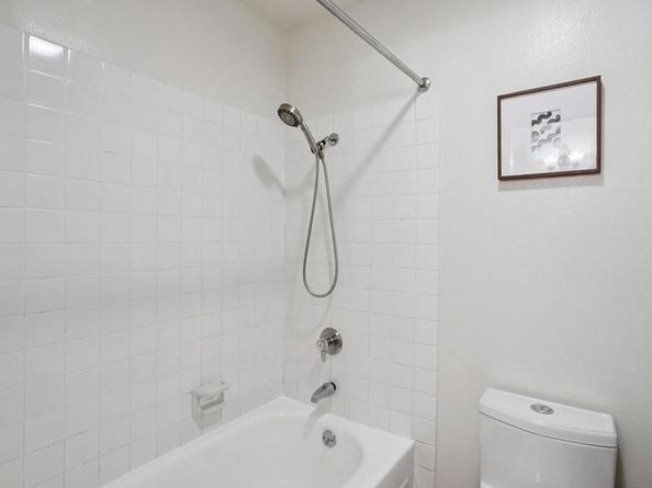 357 Half Moon Lane 12, Daly City CA 94015