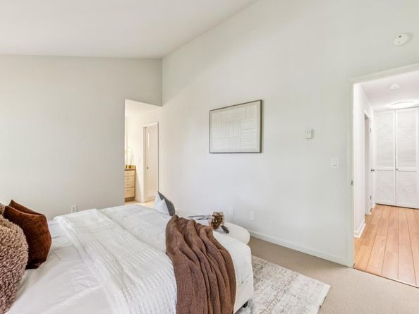 1963 Rock Street 4, Mountain View CA 94043