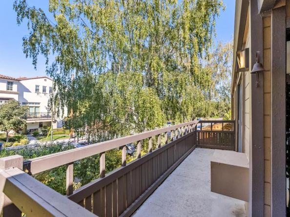 1963 Rock Street 4, Mountain View CA 94043