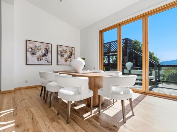 711 W California Way, Redwood City CA 94062