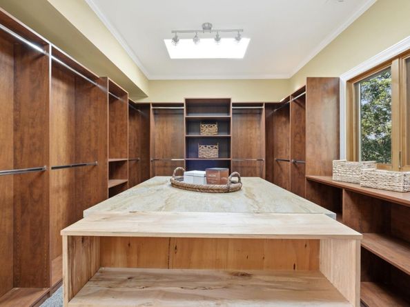 711 W California Way, Redwood City CA 94062