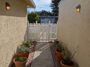 124 Western Court, Santa Cruz CA 95060
