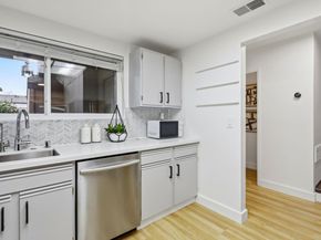 1451 Woodgrove Square, San Jose CA 95117