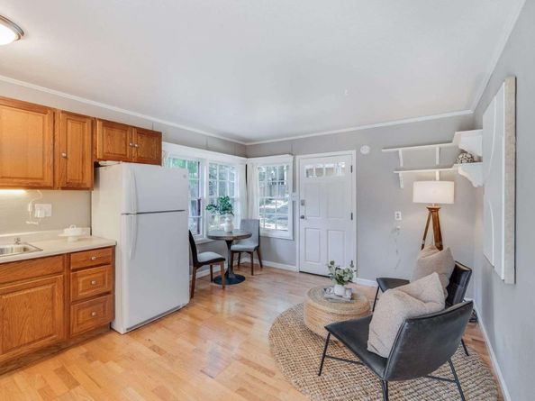 2513 Alpine Road, Menlo Park CA 94025