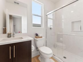 45139 Challenge Common 1001, Fremont CA 94538