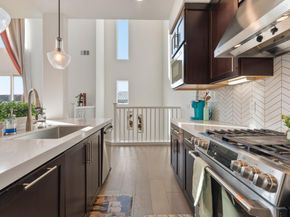 45139 Challenge Common 1001, Fremont CA 94538
