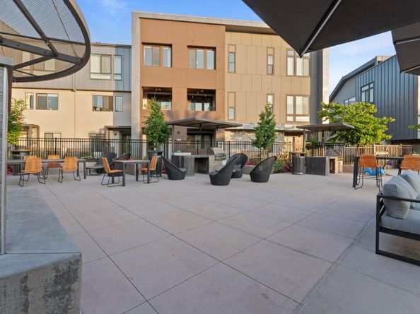 45139 Challenge Common 1001, Fremont CA 94538