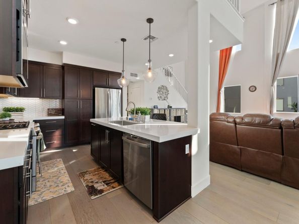45139 Challenge Common 1001, Fremont CA 94538