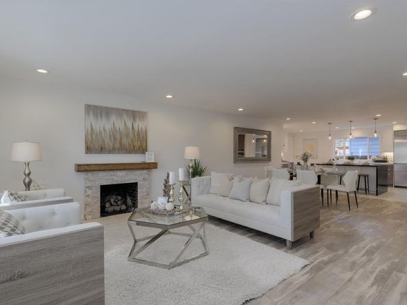 116 Daphne Way, East Palo Alto CA 94303