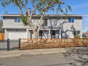 116 Daphne Way