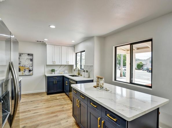 1563 150th Avenue, San Leandro CA 94578