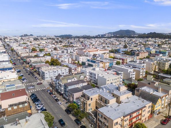 2443 Clement Street 4, San Francisco CA 94121