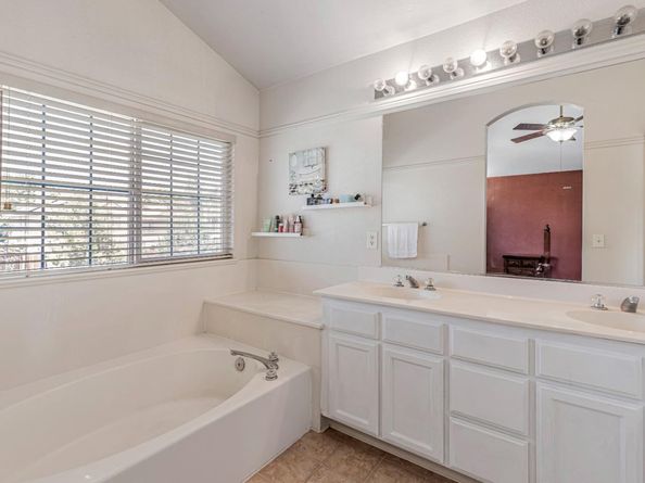9360 Benbow Drive, Gilroy CA 95020