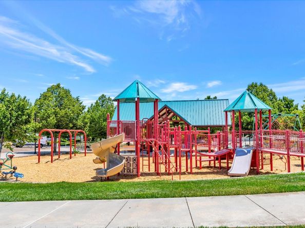 9360 Benbow Drive, Gilroy CA 95020