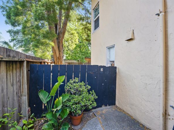 824 El Camino Real, Burlingame CA 94010