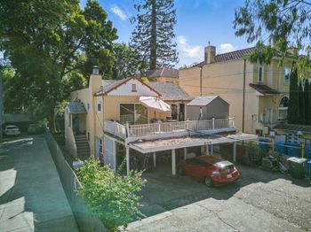 824 El Camino Real
