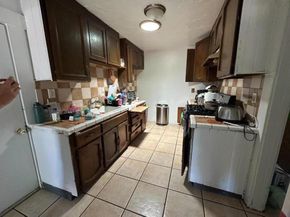 1901 W Middlefield Road, Mountain View CA 94043
