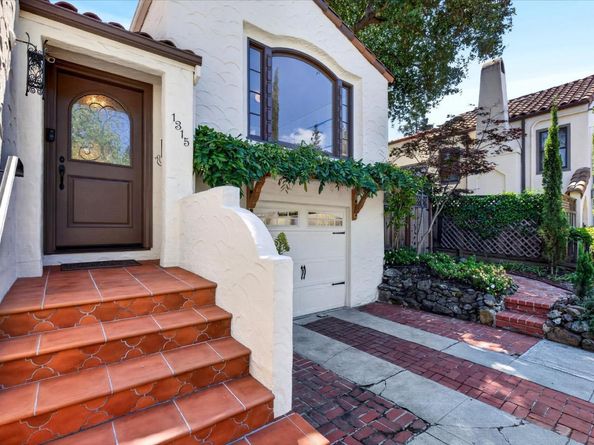 1315 James Avenue, Redwood City CA 94062