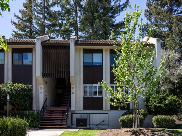 226 W Edith Avenue 20, Los Altos CA 94022