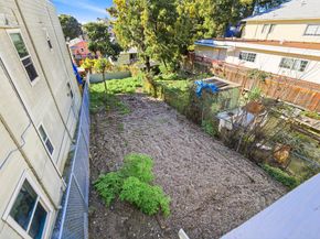 2217 E 24th Street, Oakland CA 94606