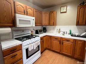10 Bradford Drive, South San Francisco CA 94080