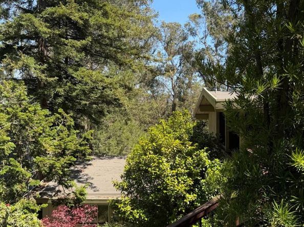 7101 Pinehaven Road, Oakland CA 94611