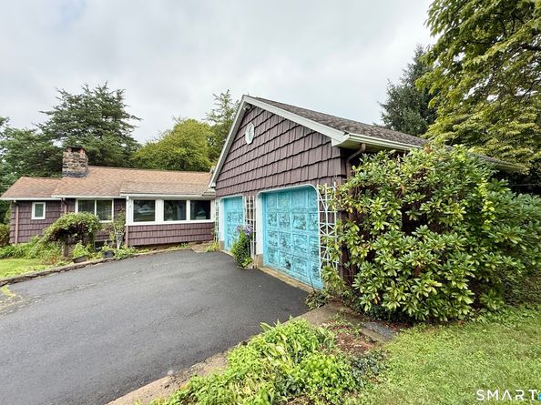 22 Southview Road, New Fairfield CT 06812