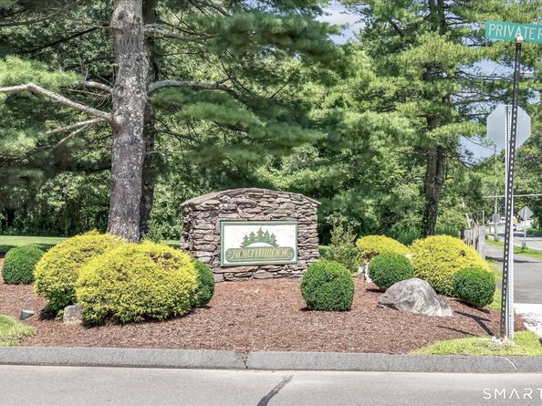 12 Wrabel Circle 12, Monroe CT 06468