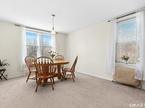 7 4th Street 3C, Stamford CT 06905