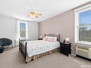 7 4th Street 3C, Stamford CT 06905
