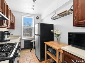 7 4th Street 3C, Stamford CT 06905
