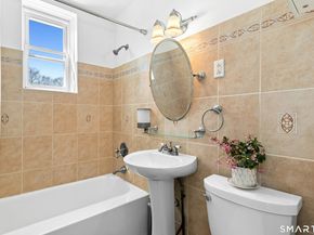 7 4th Street 3C, Stamford CT 06905