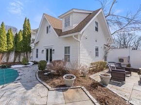40 Rogers Road, Stamford CT 06902