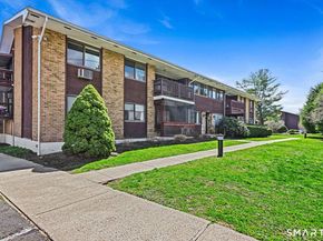 154 Cold Spring Road 5, Stamford CT 06905