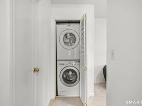 154 Cold Spring Road 5, Stamford CT 06905