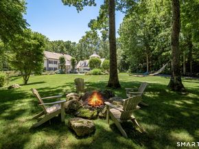 34 Laurel Lake W, Weston CT 06883