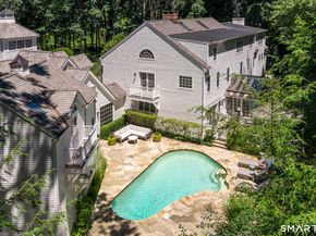 34 Laurel Lake W, Weston CT 06883