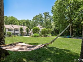 34 Laurel Lake W, Weston CT 06883