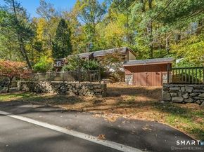 492 Newtown Turnpike, Weston CT 06883